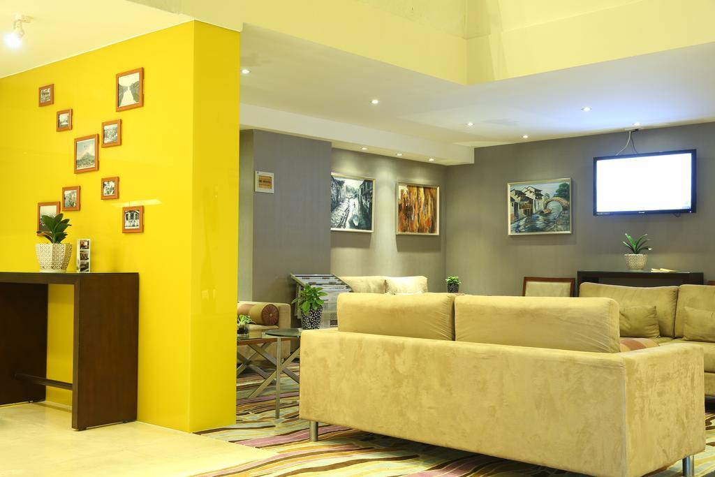 Days Inn Frontier Wuxi Wuxi  Bagian luar foto