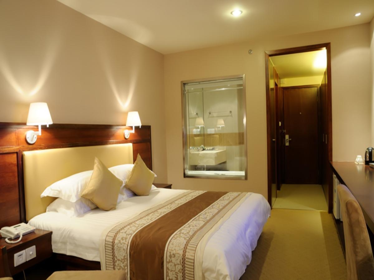 Days Inn Frontier Wuxi Wuxi  Bagian luar foto